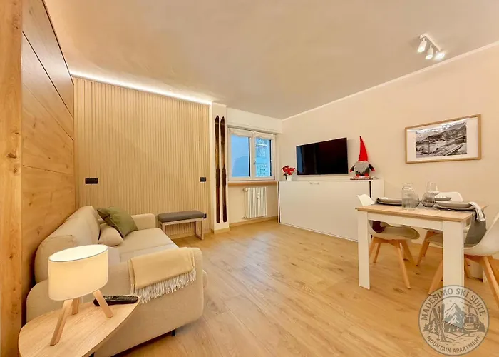 아파트 Madesimo Ski Suite